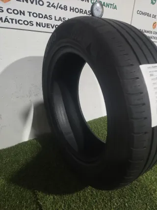 215 55 17 94W KUMHO ECSTA HS51