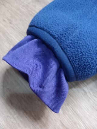 Chaqueta polar con capucha mujer