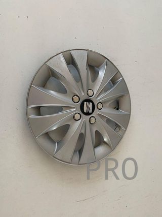 Tapacubos Seat R14 usado solo uno
