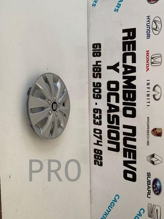 Tapacubos Seat R14 usado solo uno