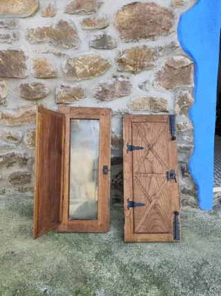 Ventanas antiguas de madera.