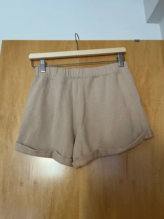 Shorts de felpa color tostado Forever 21