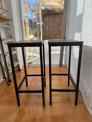 Juego de 2 taburetes de madera y metal