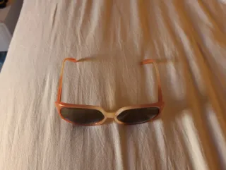 Occhiali da sole vintage rosa e marrone