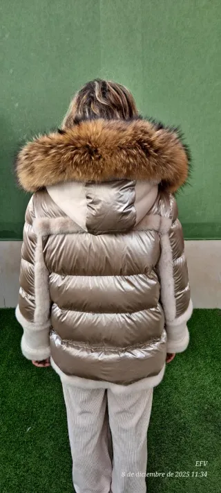 Parka DICHI Helen Beige con Capucha de Pelo