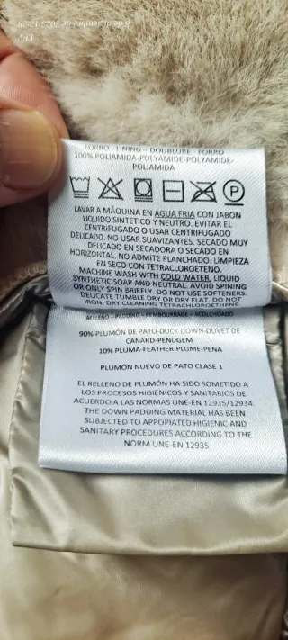 Parka DICHI Helen Beige con Capucha de Pelo