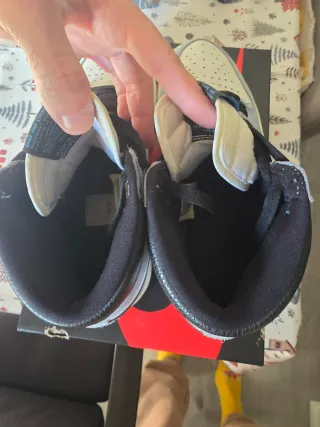 Nike Air Jordan 1 Retro High university blue OG Az