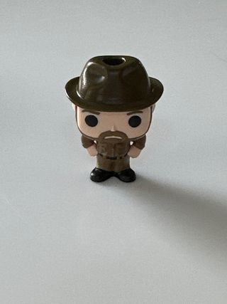 Figura Kinder Joy Stranger Things Hopper