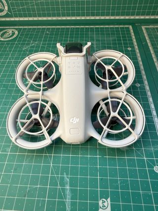 Dron DJI NEO + 3 Baterías + Cargador