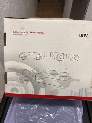 4 Cámaras Vigilancia UNV + Disco Duro 1TB