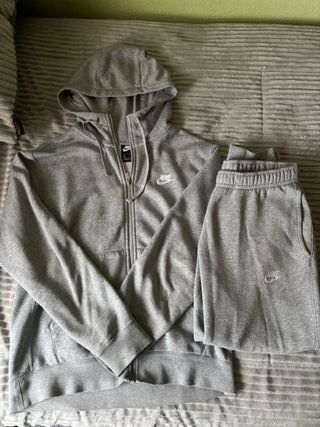 Conjunto Chándal Nike Gris
