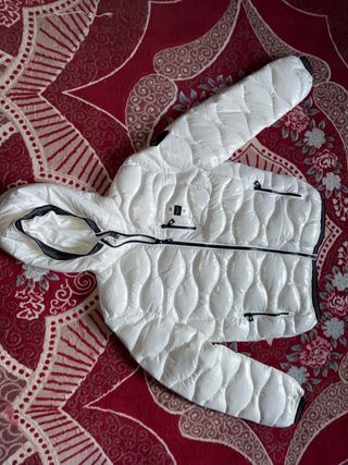 Piumino blauer bianco trapuntato