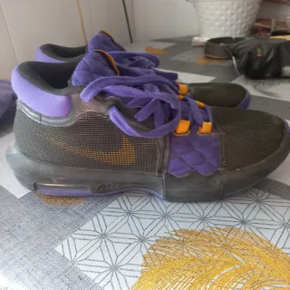 Zapatillas Nike Lebron Witness 8 Talla 42.5