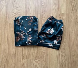 Pijama floral verde M