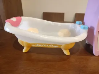 Armario y bañera Nenuco