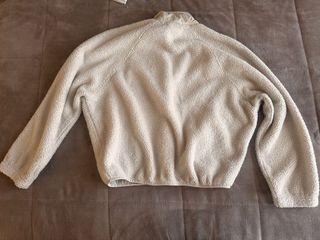 Chaqueta beige de borreguito