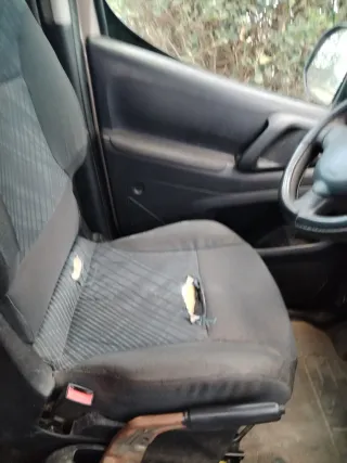 Peugeot Partner 2011