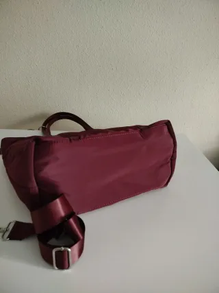 Bolso Stradivarius granate