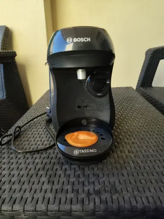 Cafetera Tassimo Bosch casi nueva