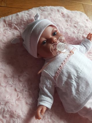 Muñeca Bebé Antonio Juan