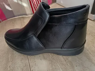 Botas de cuero negro Quattropassi