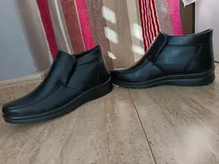 Botas de cuero negro Quattropassi