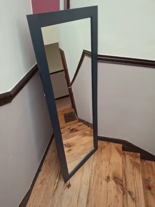 Specchio da terra in legno e vetro