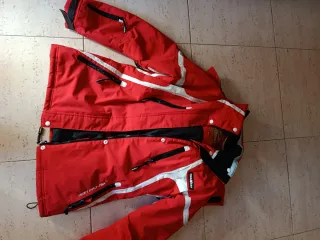 Chaqueta de nieve Traxbay roja y negra