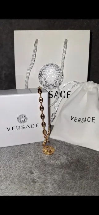 Pulsera Versace Dorada