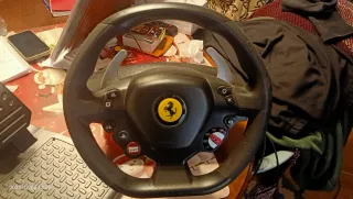 PS4 (PlayStation 4) con 3 controller e giochi