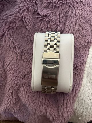 Reloj Lotus Plata y Blanco