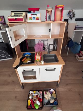 Cocinita IKEA DUKTIG Madera + Accesorios