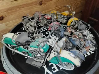 14 Motos a escala coleccionables