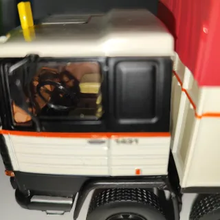 Pegaso 1431 escala 1:43