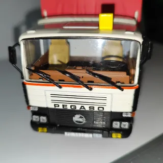 Pegaso 1431 escala 1:43