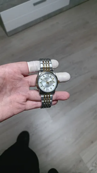 Reloj Citizen mod Automático