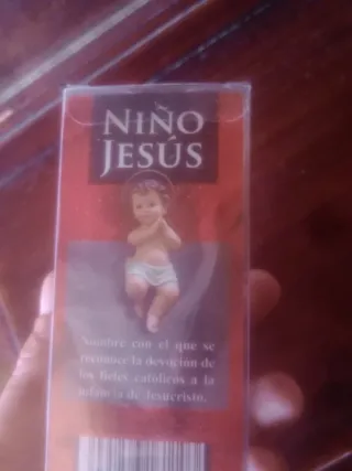 Niño Jesús figura