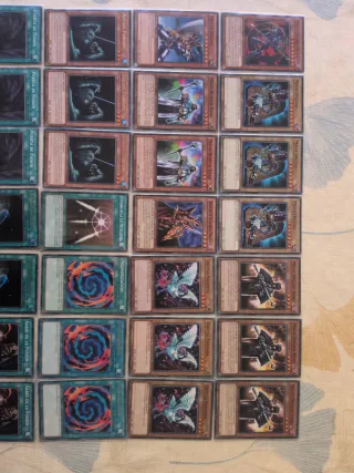 Yu-Gi-Oh! Paladino Oscuro