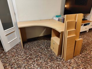 Escritorio grande madera con cajonera