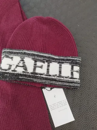 Set cappello e sciarpa GAELLE bordeaux