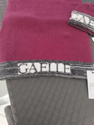 Set cappello e sciarpa GAELLE bordeaux