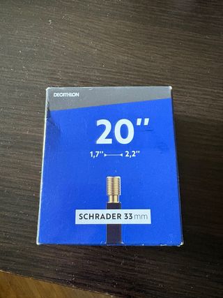 Cámara bici 20” Schrader + bidón y portabidón