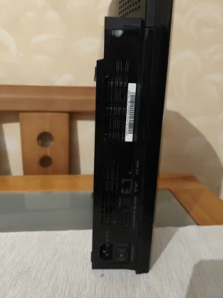 Consola PS3 Sony Nera + 2 Manetti