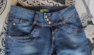 Pantalón vaquero azul