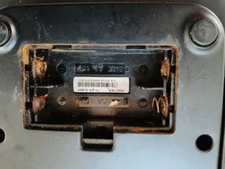 DJ Hero – Wireless Turntable Controller PS2/3