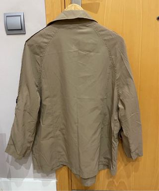 Gabardina Beige Lefties