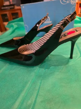 Zapatos de vestir Mustang negros