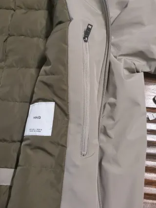 Parka acolchada Mango con capucha T-L