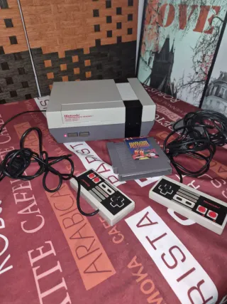 Nintendo NES Consola con mandos y juego