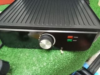 Piastra elettrica Royal 2200W